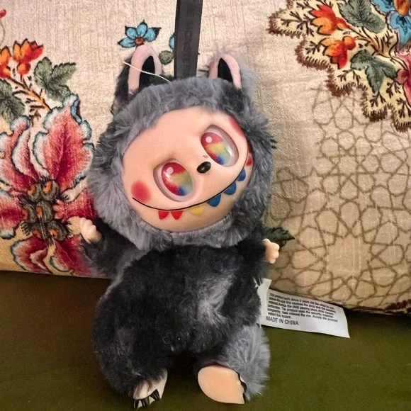 Big Energy BAD Lafufu Secret W box - Picture 2 of 9